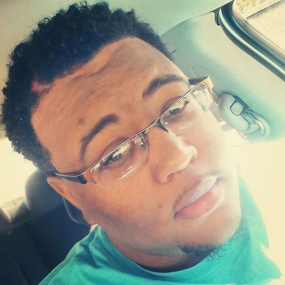 Meet your Posher, Curtis - Picture 1 of 1